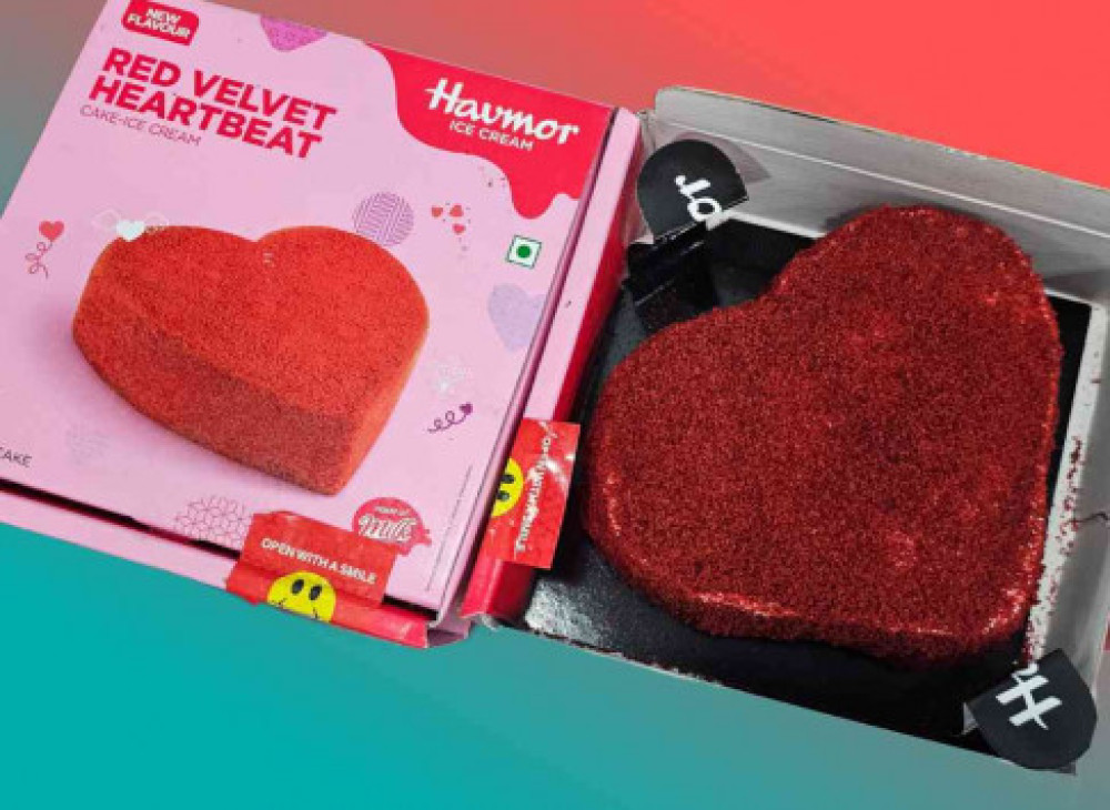 Red Velvet Ice Cream Cake MRP600